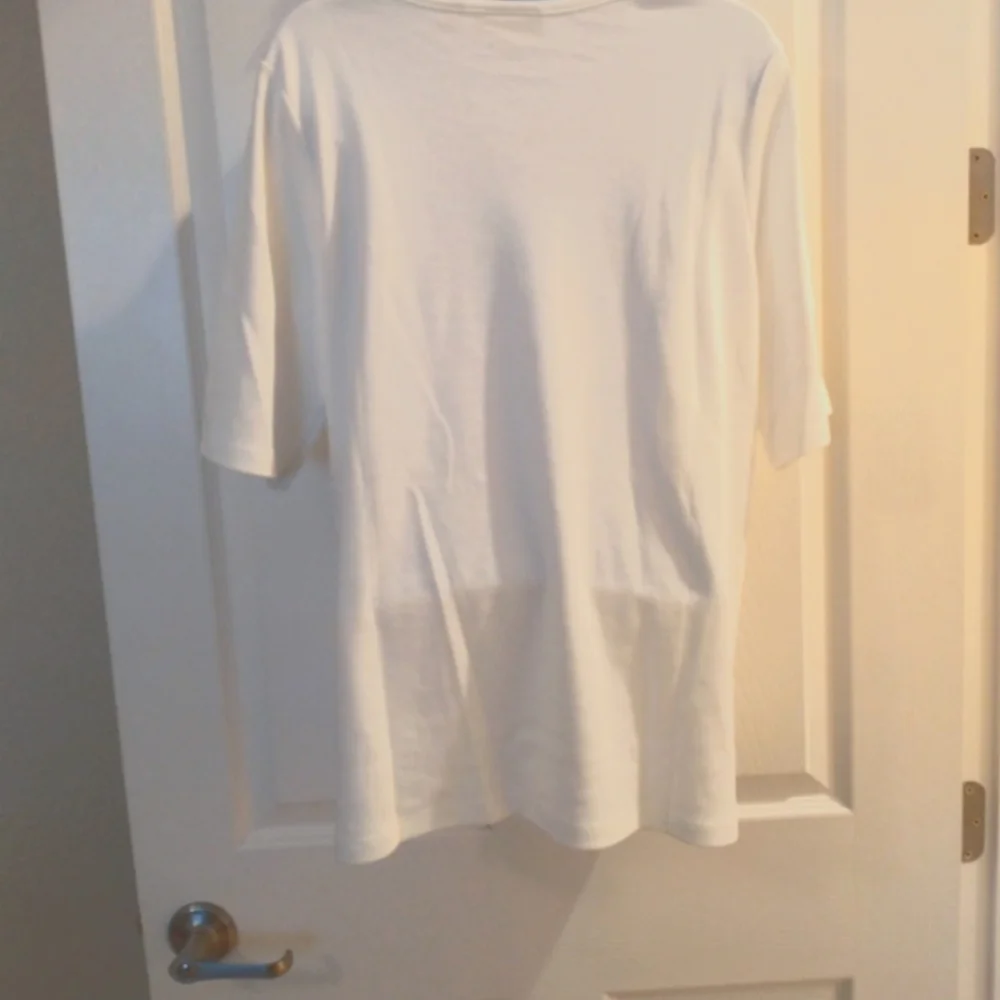 SOLD - Quaker Factory White Tee with Green Sequin Shamrock, Medium, NWT - Picture 4 of 7